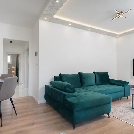 Helena Apartamento Kaštela