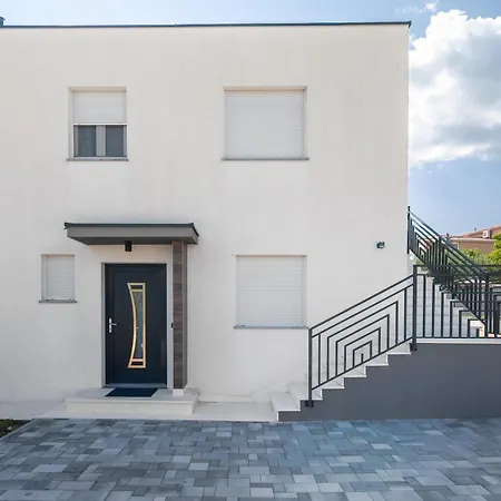 Apartamento Helena Kaštela
